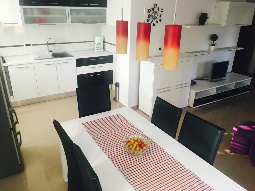 Apartment Leonardo Биоград-на-Мору Экстерьер фото