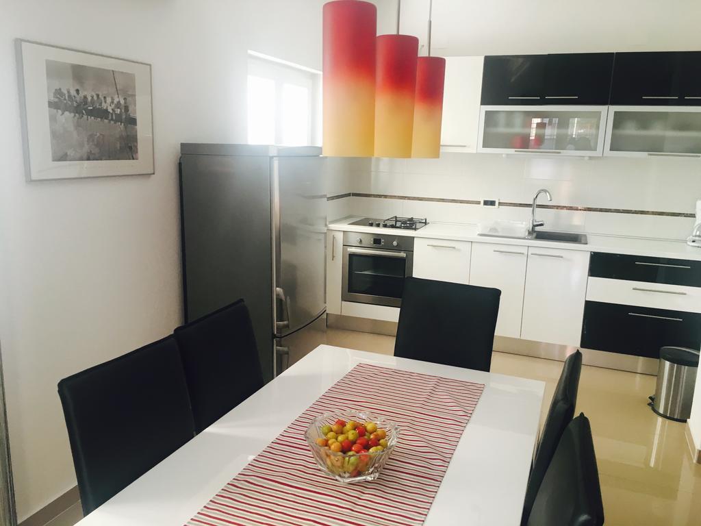 Apartment Leonardo Биоград-на-Мору Экстерьер фото